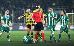 Μπορεί να υπάρξει ποδόσφαιρο χωρίς τους διαιτητές;