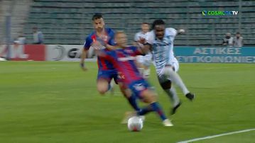 O Βόλος έμεινε με 10 μετά την κόκκινη στον Ντε Καπς