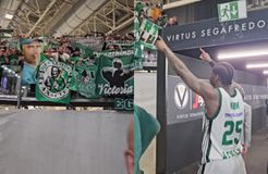 Ο Ναν «τρελάθηκε» με τον κόσμο του Παναθηναϊκού στην Μπολόνια!