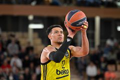 Είναι στα πάνω της: Νίκη για την Φενέρμπαχτσε του Γιασικεβίτσιους με 100άρα κόντρα στην Μερσίν