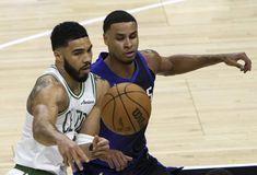 Άνετη νίκη των Σέλτικς κόντρα στους Σπερς