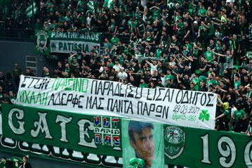 Η ΚΑΕ Παναθηναϊκός τίμησε τη μνήμη του Φιλόπουλου - Αλβέρτης-Σλούκας κατέθεσαν στεφάνια (vid)