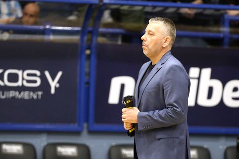 Παπαθεοδώρου στο Sportal: «Η εχθρική αντιμετώπιση μας έχει συσπειρώσει!»