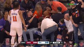 Η επική τούμπα του Λάουρι στην αναμέτρηση των Νικς με τους Καβαλίερς