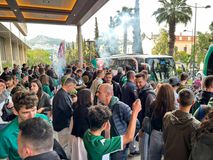 Ατμόσφαιρα Λεωφόρου στο ξενοδοχείο του Παναθηναϊκού (vid+gallery)