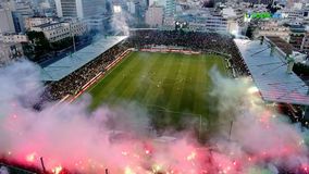 Η εκπληκτική ατμόσφαιρα των φίλων του Παναθηναϊκού στη Λεωφόρο!