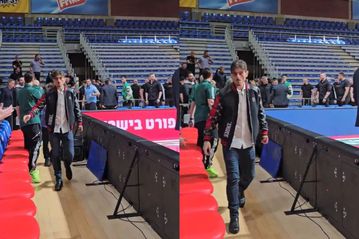 Η είσοδος του Δημήτρη Γιαννακόπουλου στο «Aleksandar Nikolic Hall» και το high five με τον Μήτογλου (vid)