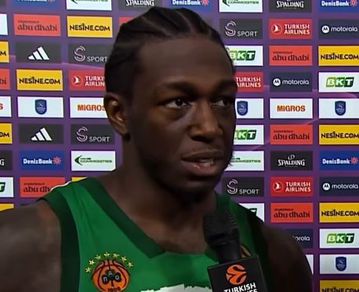 Επική ατάκα Ναν: «Χαρούμενος που δεν χτύπησα στο δόντι» (vid)