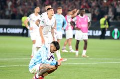 Εξαλλοι οι οπαδοί της Φιορεντίνα μετά τον χαμένο τελικό: «Βγάλτε τις φανέλες»