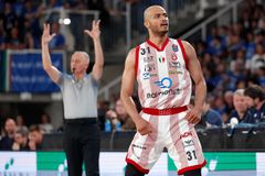 Στους τελικούς του ιταλικού πρωταθλήματος με «σκούπα» η Αρμάνι