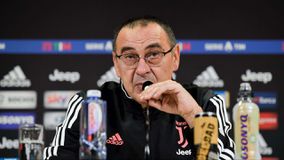 Ο Αλαφούζος αποφασίζει τώρα - Τα σενάρια με Σάρι και Σαμπαόλι