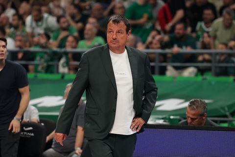 Αταμάν: «Kάνετε κριτική στον Ολυμπιακό που έκανε ένα κακό ματς, ενώ κυριάρχησε στη regular season της EuroLeague»
