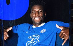 Η Τσέλσι ανακοίνωσε τον Τζάκσον - Συμβόλαιο μέχρι το 2031 για τον 22χρονο