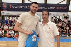 Παπανικολάου: «Ο Ολυμπιακός έχει κάνει πολύ σημαντικές κινήσεις για την επόμενη χρονιά»