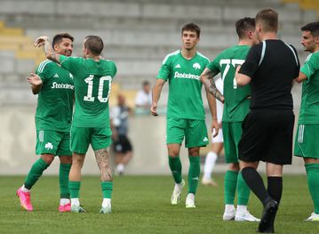 Ασίστ ο Παλάσιος, εκπληκτικό τελείωμα ο Μπερνάρ για το 2-0! (vid)