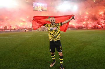 Επίσημα... κιτρινόμαυρος για ακόμα έναν χρόνο ο Άμραμπατ