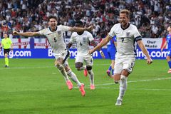 O Μπέλιγχαμ με το γκολ της διοργάνωσης έσωσε την αξιοπρέπεια της Αγγλίας και ο Κέιν στην παράταση το «κεφάλι» του Σάουθγκεϊτ