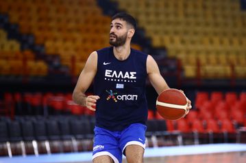 Μαντζούκας: «Ενθουσιασμένος που ήρθα στον Άρη – Να κάνουμε κάτι καλύτερο από πέρσι»