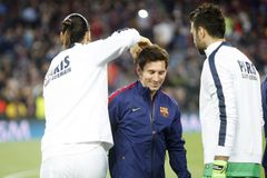 Ο Ιμπραϊμοβιτς υπερασπίστηκε τον Μέσι: «Παίζει με αγάλματα αντί για συμπαίκτες...»