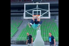 Ζεσταίνει τις... μηχανές ενόψει Ελλάδας ο Ντόντσιτς (vid)