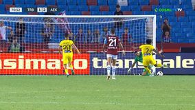 «Καρατιά» του Μπακασέτα στον Γκατσίνοβιτς, αστόχησε στο πέναλτι ο Λιβάι Γκαρσία (vid)