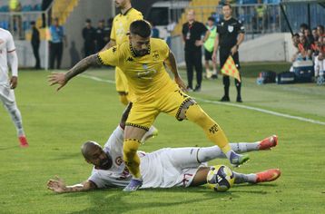 Οι δύο υποψήφιοι... αντι-Πέρεθ για την ενδεκάδα του Άρη κόντρα στην Αράζ