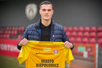 Πολωνός ποδοσφαιριστής ισχυρίστηκε ότι ξυλοκοπήθηκε άγρια από χούλιγκαν, αλλά τον έδειρε ο πρώην της συντρόφου του – Θα μείνει εκτός για όλο το 2023!