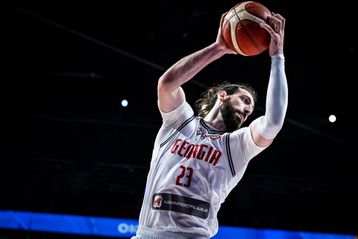 Σούπερ Σενγκέλια έστειλε τη Γεωργία στην επόμενη φάση