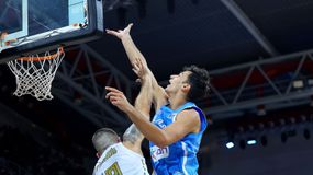 Το φατούρο στον Σαμοντούροφ απο τους συμπαίκτες του