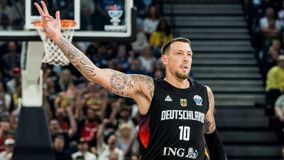 Τρομερό «σόου» από την Γερμανία με ηγέτες Σρούντερ - Τάις:  Διέλυσαν τη Λιθουανία με 100άρα και πήραν το εισιτήριο για τους «16»