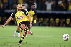 Ο Άμραμπατ συζητάει ακόμα και την επιστροφή του στο Μαρόκο