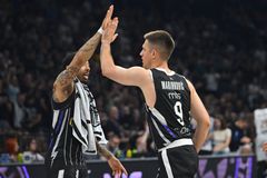 ΝΤΟΥΜΠΑΪ BC - ΠΑΡΤΙΖΑΝ