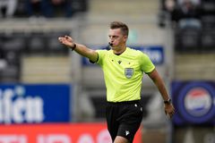 Ο Ντερεβίνσκι διαιτητής στο ματς της ΑΕΚ με την Τσέλιε