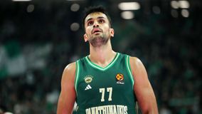 Γιουρτσεβέν: «Μου αρέσει να παίζω με τους συμπαίκτες μου στον Παναθηναϊκό»