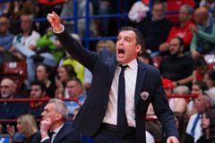 Το προφίλ της Μπασκόνια: Η «φρεσκάδα» στον πάγκο και στο ρόστερ