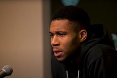 Αντετοκούνμπο: «Ο Λίλαρντ είναι ο άνθρωπός μας! Πρέπει να συνεχίσει να σουτάρει ασταμάτητα...» (vids)