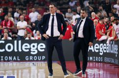 Οι εντός έδρας ήττες, ο ανταγωνισμός που είναι από πάνω και οι χαμένες βολές του Ολυμπιακού