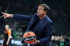 Αταμάν για το αν του έδωσαν οι παίκτες το μήνυμα: «Θα περιμένουμε μέχρι τα μέσα της σεζόν και τότε θα πούμε περισσότερα»