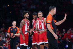 Η παρακάμερα του Ολυμπιακού από το ματς με τη Μονακό (vid)