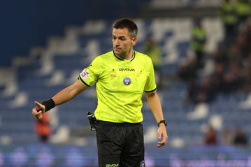 Σκάνδαλο στην Ιταλία: Διαιτητής έστησε ολόκληρο κύκλωμα παράνομου στοιχηματισμού