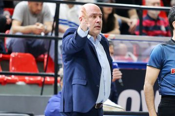 Λυκογιάννης: «Λογικά τα σκαμπανεβάσματα των “αιωνίων”, λόγω προβλημάτων χημείας και τραυματισμών»