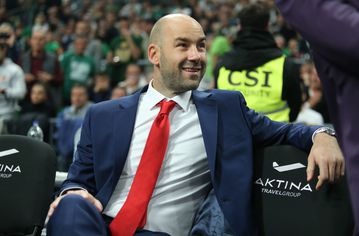 «Ο θρύλος συνεχίζει το ταξίδι του»: Αποθέωση για τον Σπανούλη στο X μετά τη νίκη της Μονακό στο ΟΑΚΑ