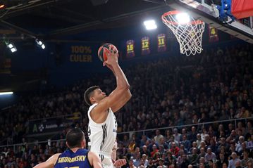 Το τρομακτικό double-double του Ταβάρες του δίνει το MVP της 12ης αγωνιστικής στη Euroleague