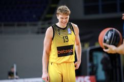 Πραγματικός αρχηγός ο Κουζμίνσκας, έπαιξε με ίωση κόντρα στον Πανιώνιο