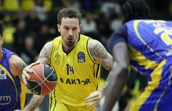 Βαρύ το κλίμα για τον Άνταμς στο Μαρούσι!