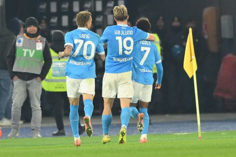 Νάπολι από ατσάλι, πέρασε από το «Ολίμπικο»