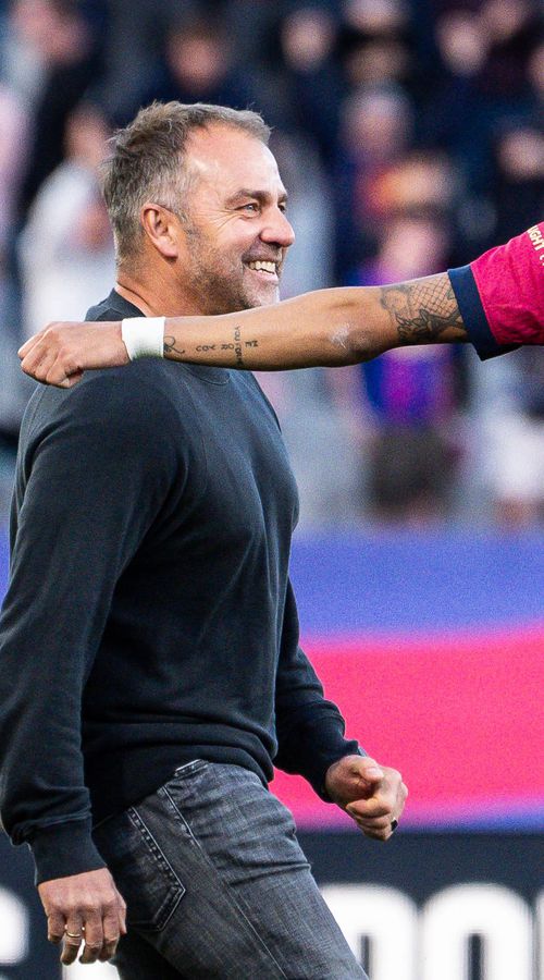 Τι είπε ο Ραφίνια στον βουρκωμένο Φλικ μετά τη νίκη της Μπαρτσελόνα (vid)