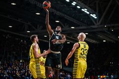 Επέστρεψε στις νίκες η Βίρτους, έκτη ήττα για Φενέρ