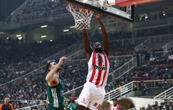 Φαλ: «Καλό να τελειώνεις τη χρονιά με τέτοιον τρόπο»