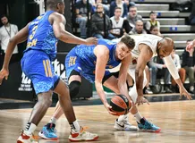 Η Άλμπα μετά από 12 σερί ήττες νίκησε στο Λυών τη Βιλερμπάν